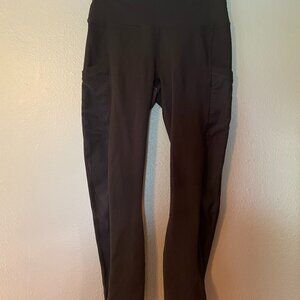 FABLETICS- womens capri leggings